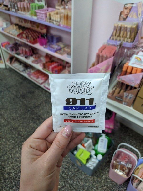 Producto - Tratamiento intensivo para cabellos dañados con enjuague