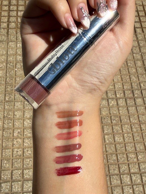 Producto - Gloss Labial the glossier one- Linha Blow -Ruby Rose - 1