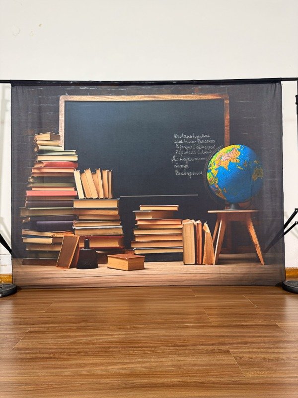 Producto - Fondo Escolar - Aula con Pizarra