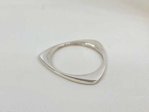 Producto - Anillo plata lisa GEOMÉTRICO