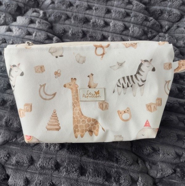 Producto - Neceser Animalitos de madera