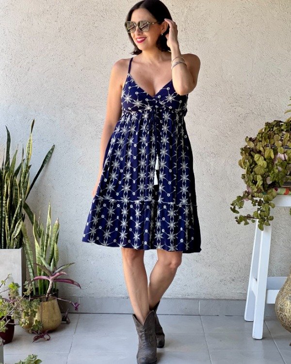 Producto - Lupe Bordado Corto Azul S M