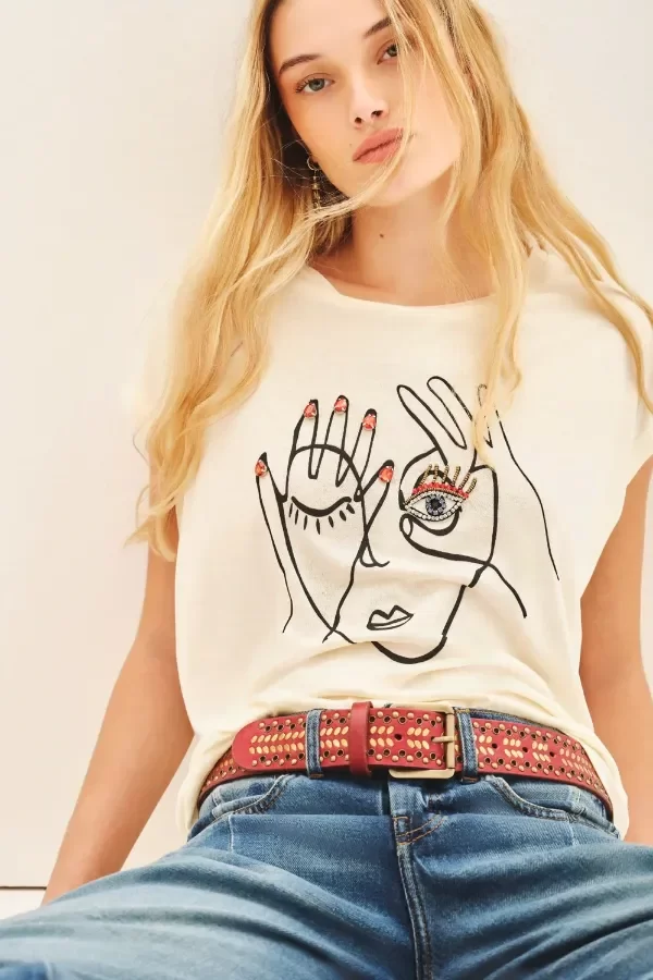 Producto - REMERA EYE