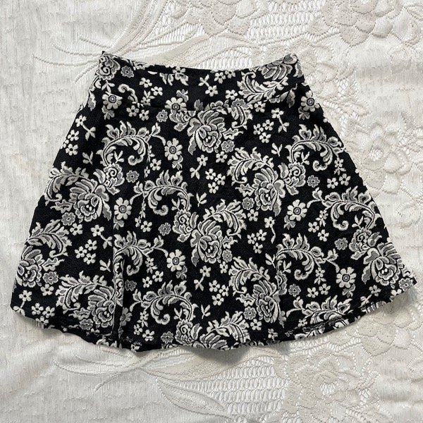 Producto - Mini Falda de Charlotte Russe Talle M