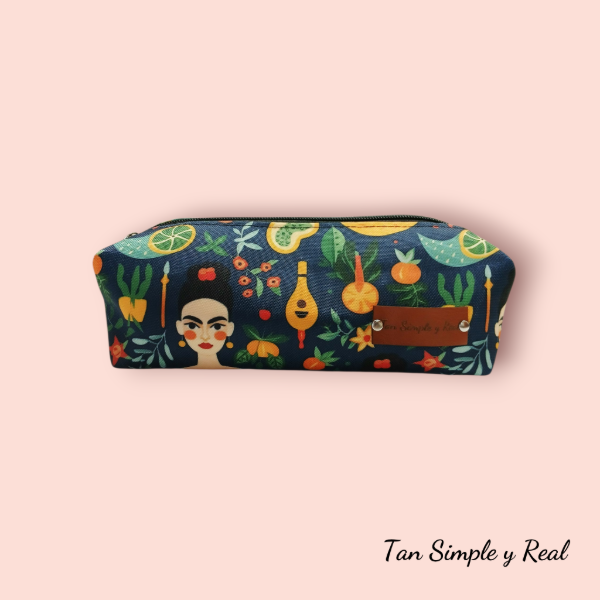 Producto - Cartuchera Mediana Frida Modelo 2