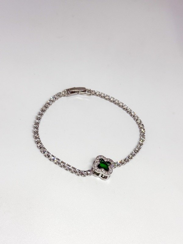 Producto - Pulsera de acero strass blanco y dije blanco y verde micro pavé van cleef