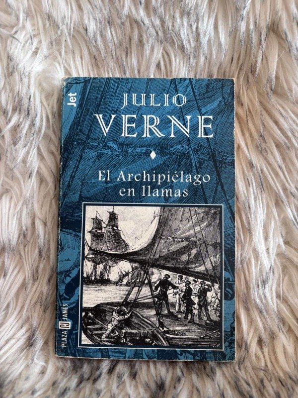 Producto - EL ARCHIPIELAGO EN LLAMAS - JULIO VERNE