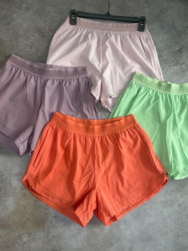 Producto - Short i-Run con calza lisos ( 116 )