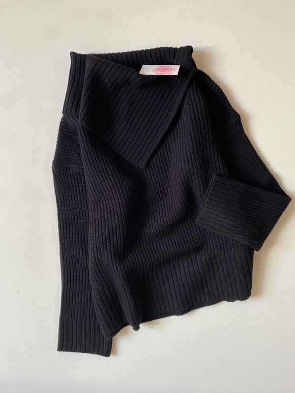 Producto - Sweater over cuello abierto