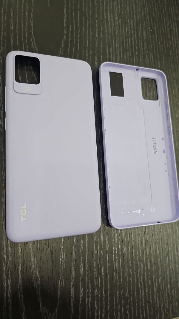 Producto - TAPA TCL 403 ORIGINAL VIOLETA Y NEGRA