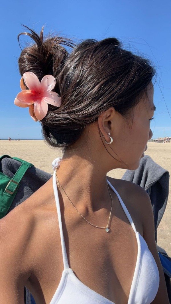 Producto - Broche Flor Hawaiana