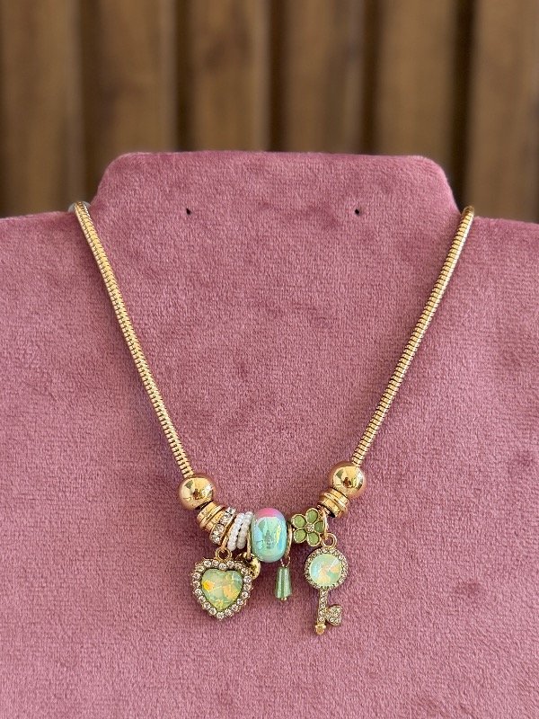 Producto - COLLAR CHARMS MOD 17