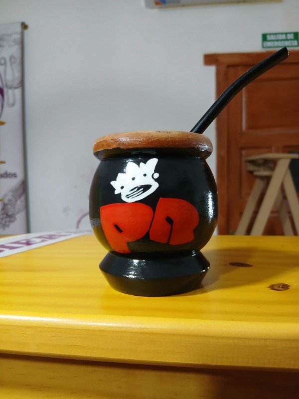 Producto - Mate "PATRICIO REY"