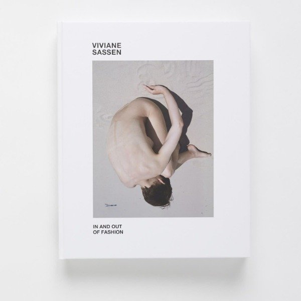 Producto - Viviane Sassen - In and Out of Fashion