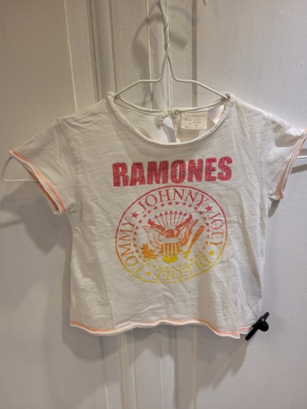 Producto - Remera ZARA blanca logo ramones Talle 9/12 meses - PRECIO: 5X