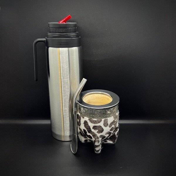 Producto - Imperial Animal Print Black and White grabado + Termo grabado + Bomb.