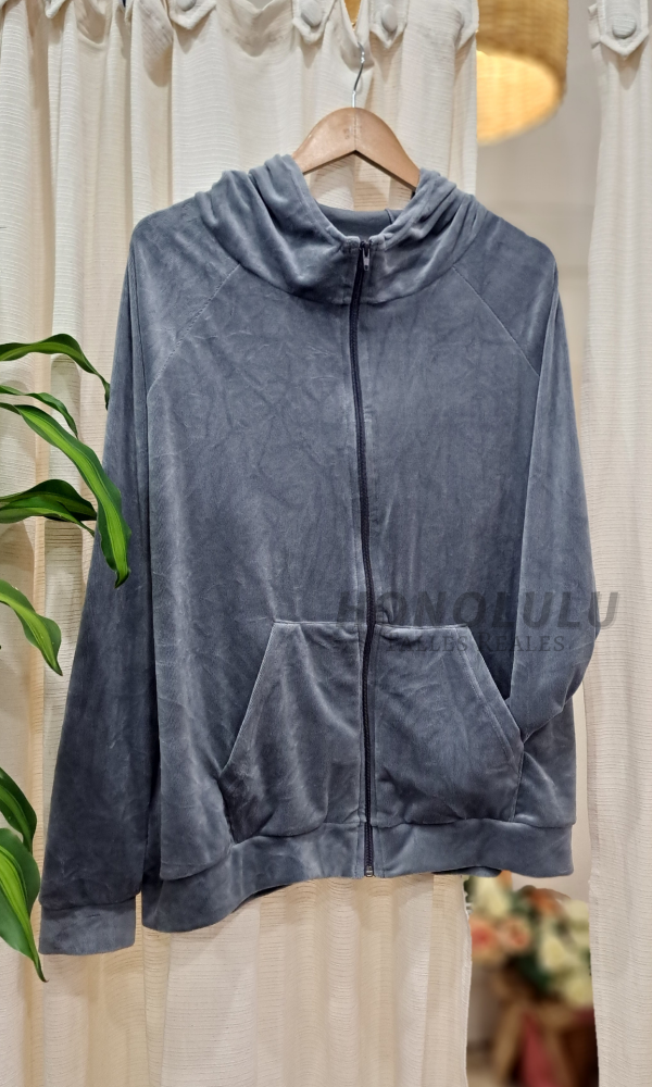 Producto - Campera Dapnhe de Plush Gris