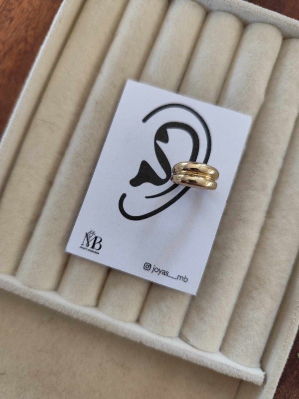 Producto - Aro cuff chunky . Dorado.