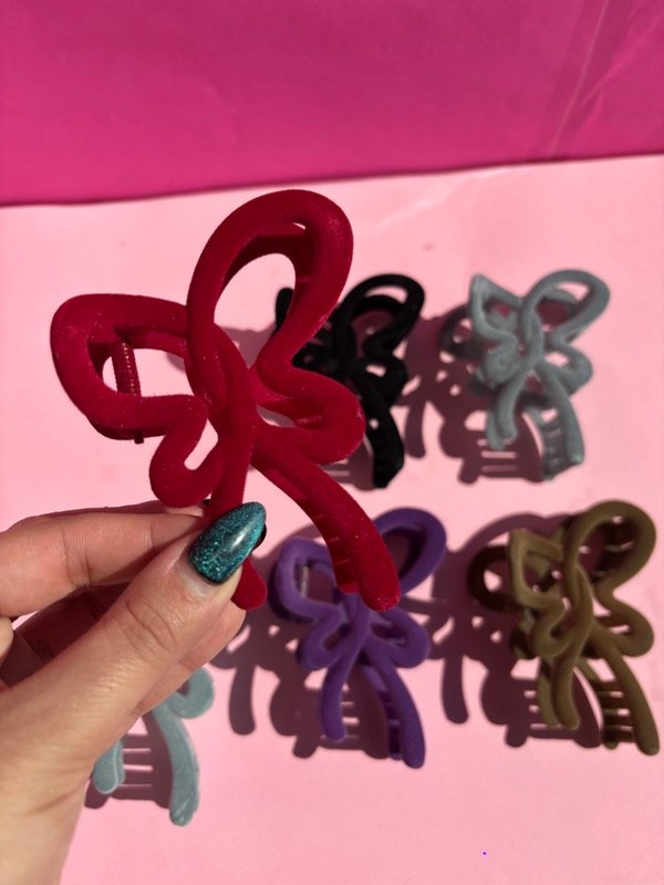 Producto - Broche mariposa terciopelo