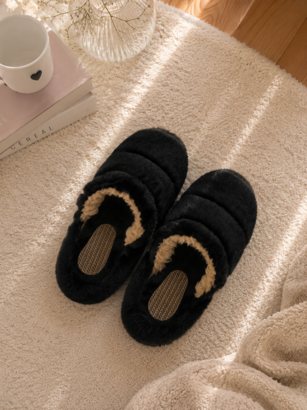 Producto - Pantuflas peluditas premium negras