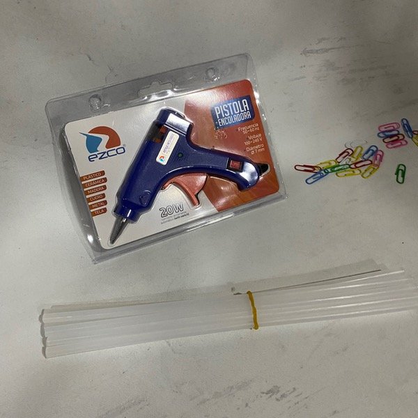 Producto - Set pistola encoladora chica c/10 barras de silicona Ezco