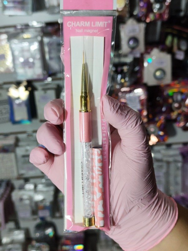 Producto - PINCEL LINER CHARM LIMIT (CON TAPA)