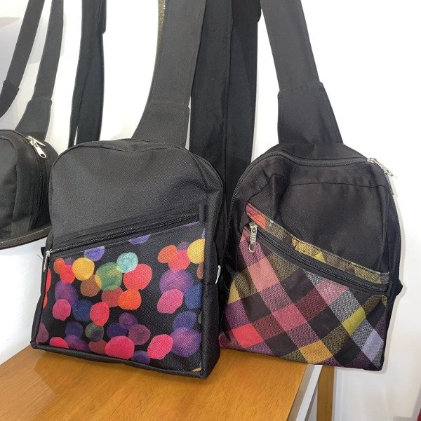 Producto - MOCHILA BANDOLERA "MARGARITA"