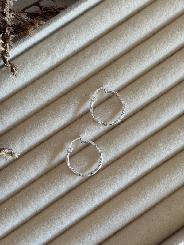 Producto - Argollas toreadas 1,5 cms plata 925