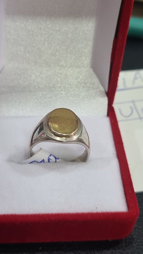 Producto - Anillo sello plata y oro