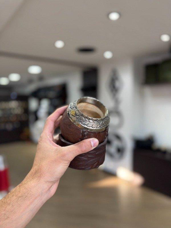 Producto - TORPEDO CRIOLLO EXCLUSIVO CUERO LABRADO PREMIUM MARRON - 1