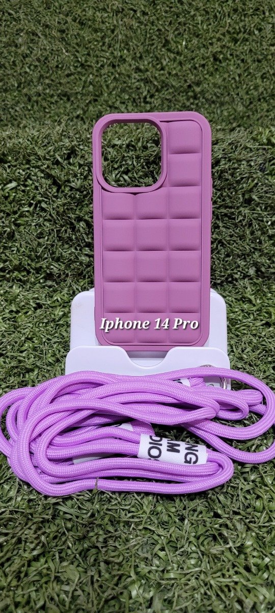 Producto - FUNDA PUFFER MATTE CON CORREA IPHONE 14 PRO