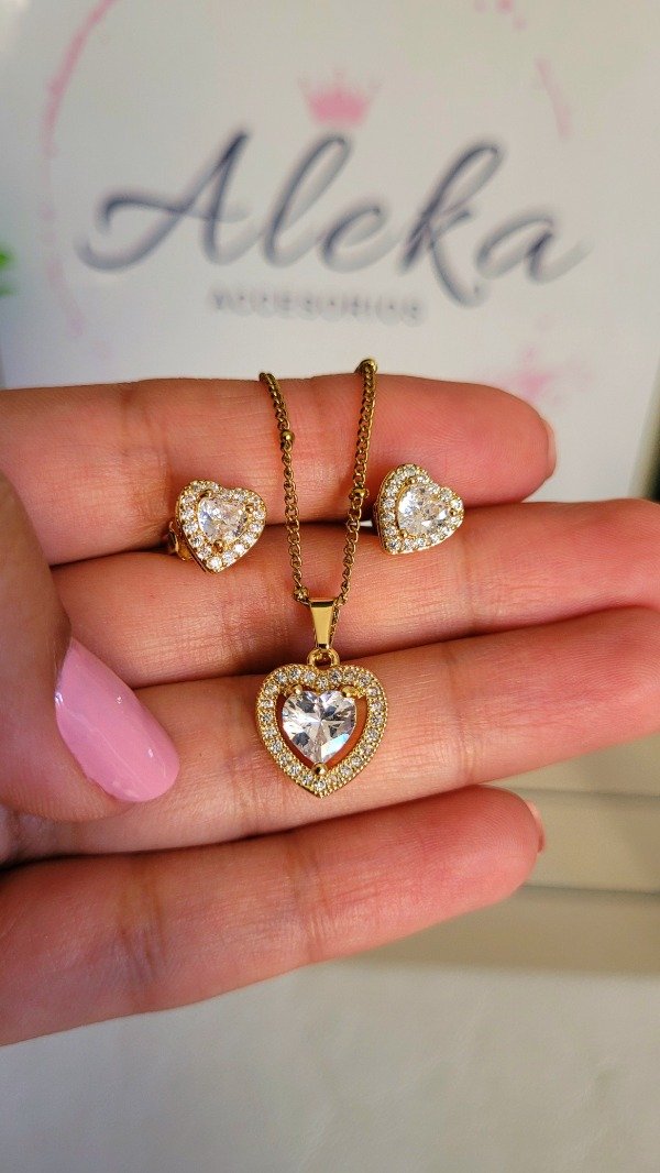 Producto - Conjunto collar y aros corazón con cubic y micropavé  de acero dorado - 3