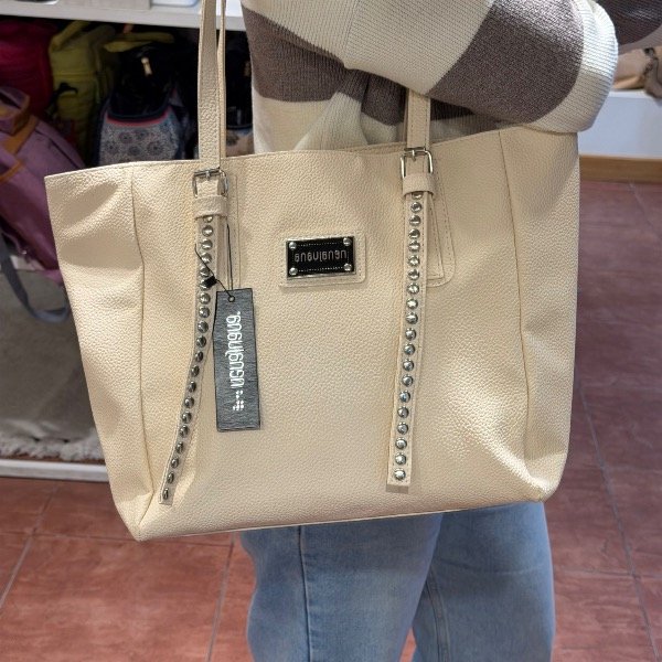 Producto - Cartera Nena Juana con tachas - 2