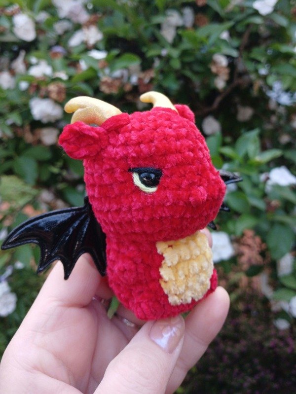 Producto - Dragon chibi Chenille