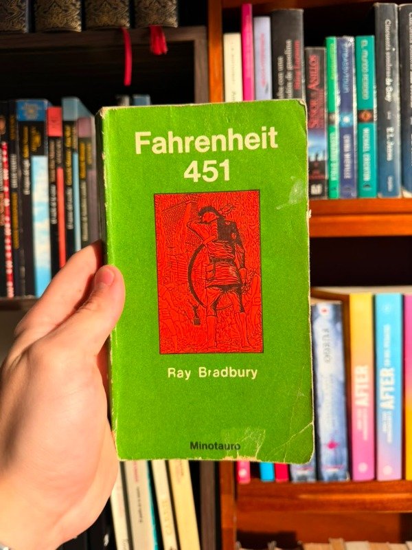 Producto - Fahrenheit 451 (Ray Bradbury)