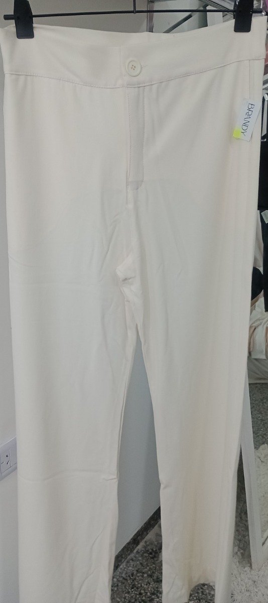 Producto - Pantalón sastrero blanco