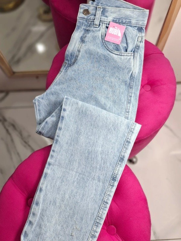 Producto - Jeans Mom rígido celest