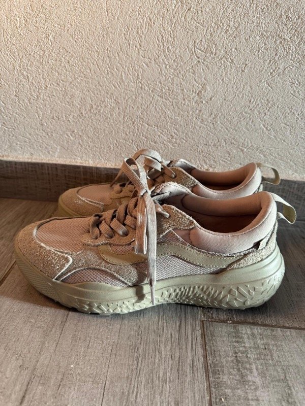 Producto - VANS TALLE US 9 - 27 CM