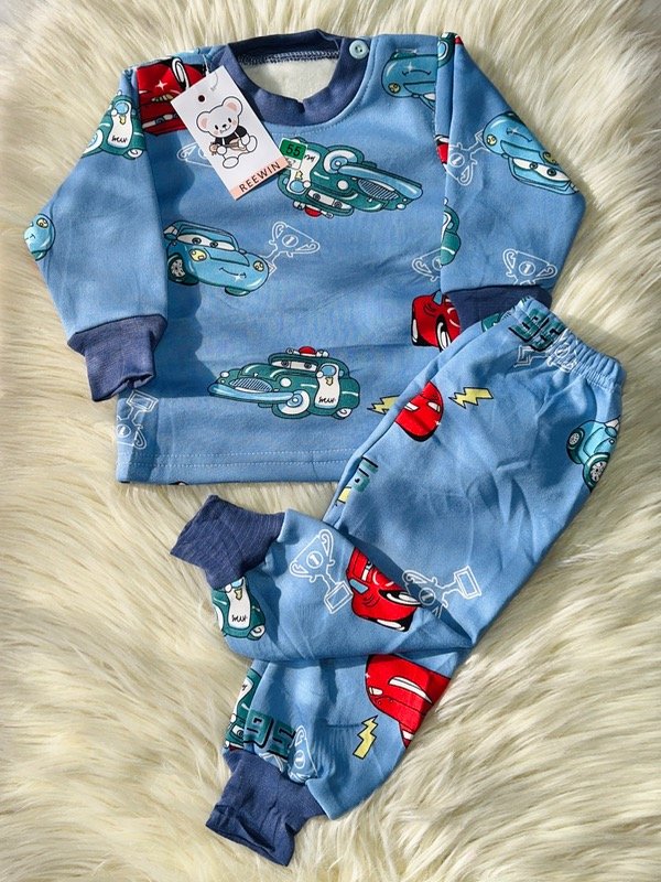 Producto - PIJAMA IMPORTADO BABY CARS CELESTE (CAMISETA + PANTALÓN)