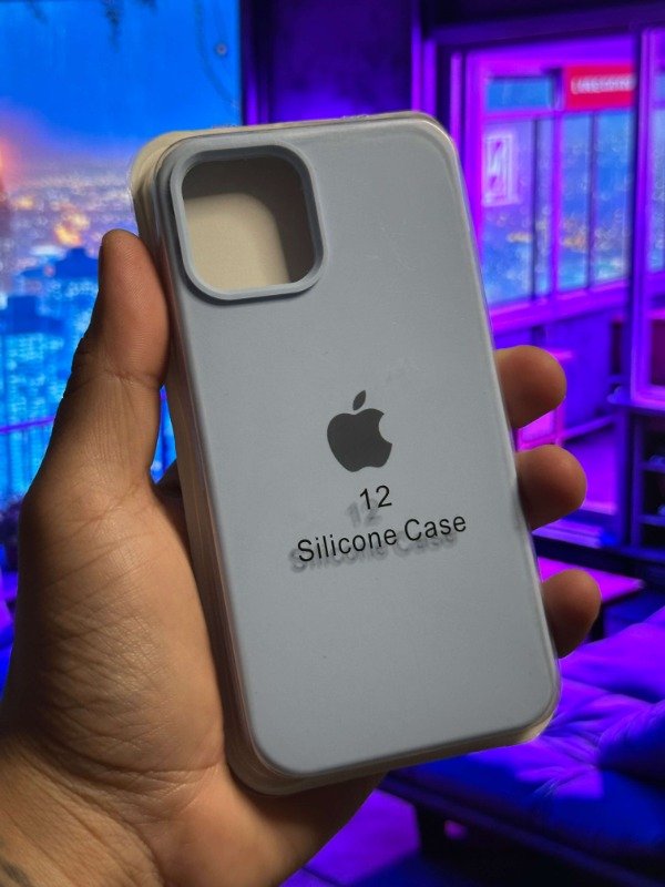Producto - FUNDA SILICONE IPHONE 12 (GRIS NIEBLA)