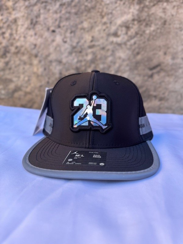 Producto - Gorra 23 holografica