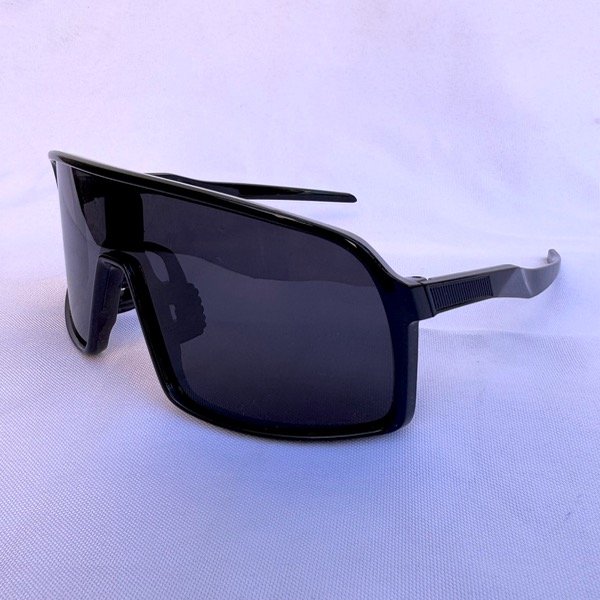 Producto - LENTES DEPORTIVOS GRANDES MARCO Y LENTE NEGRO