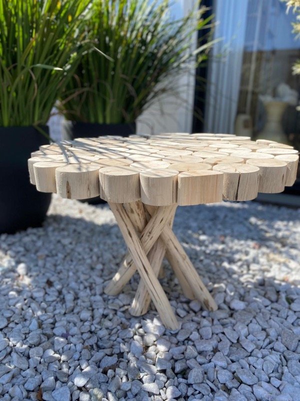 Producto - Mesa Ratona Rodajas Eucalipto