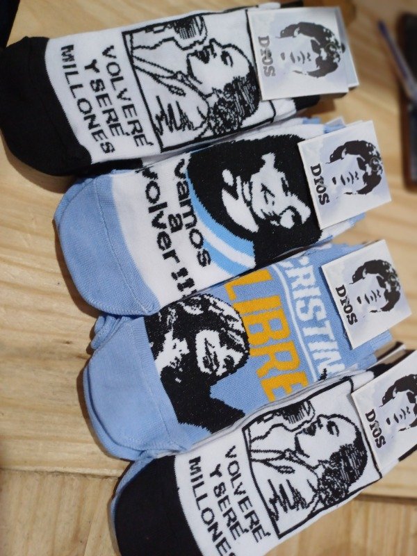 Producto - Docena surtida soquetes temática/ CFK