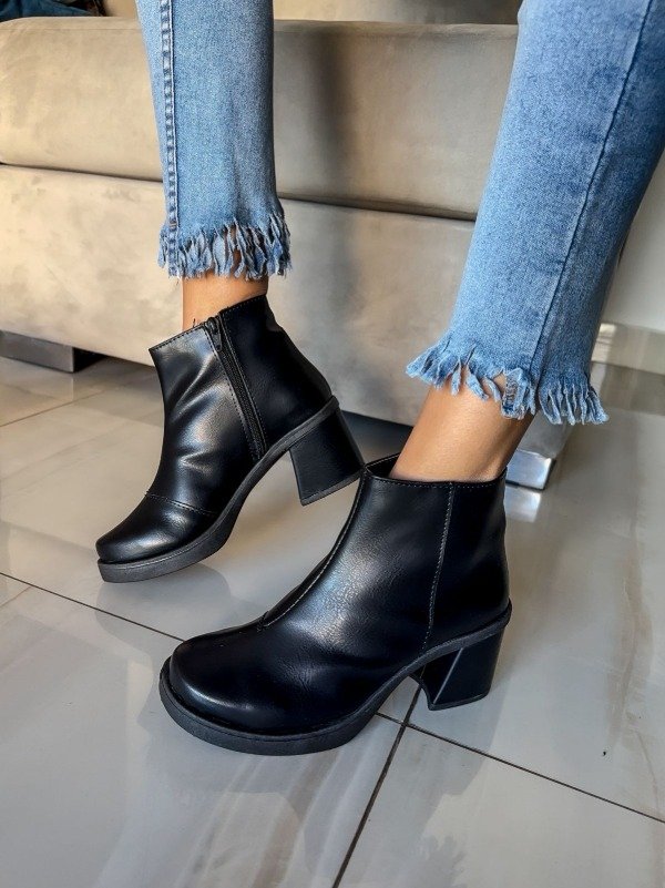 Producto - Bota baja con taco