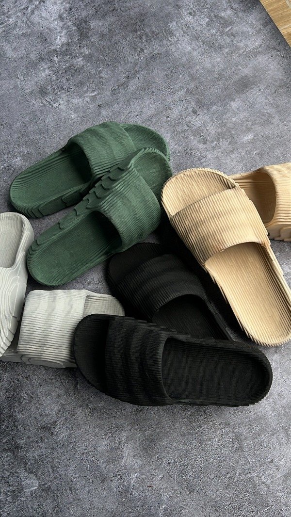 Producto - ADIDAS ADILETTE 22