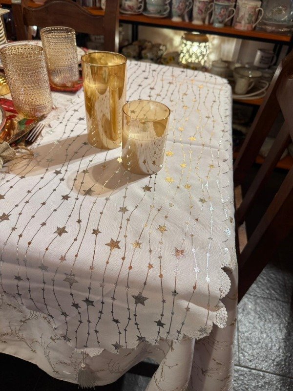 Producto - Camino de mesa plateado - Estrellas 180 cm (Efectivo: 19.920)