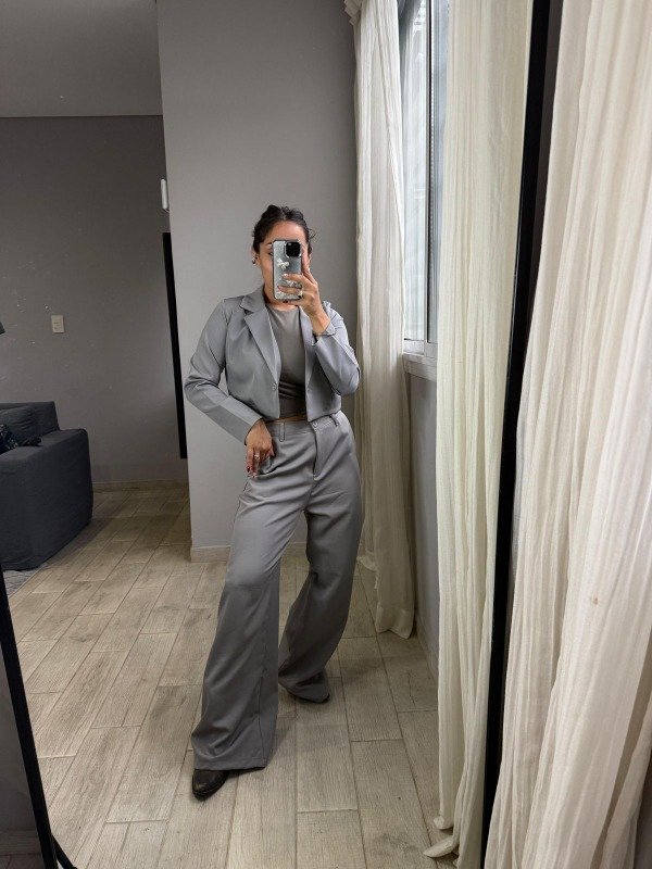 Producto - Pantalon Sastrero Grey // 32.900 TRANSF