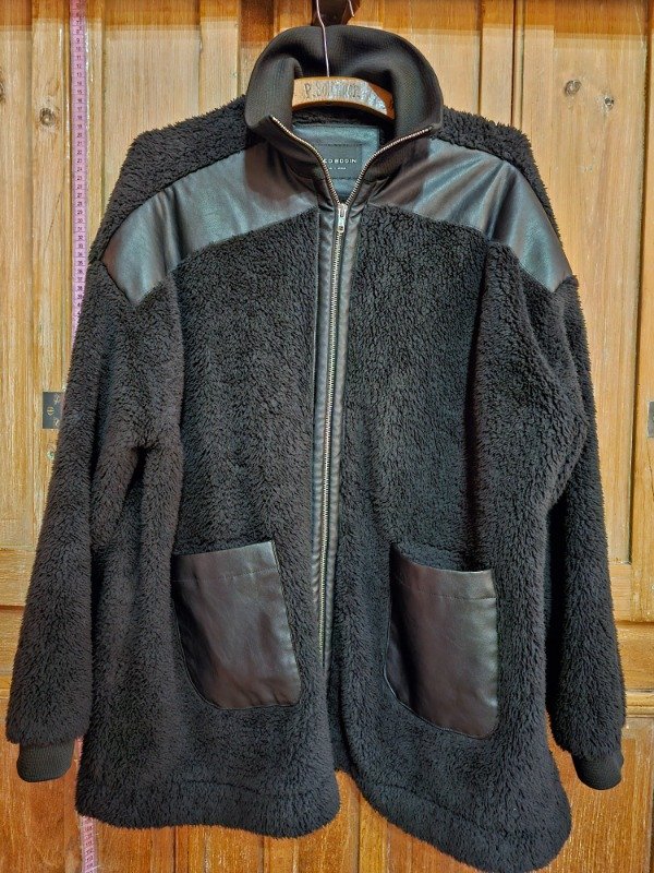 Producto - Campera Ted Bodin Negra t.42