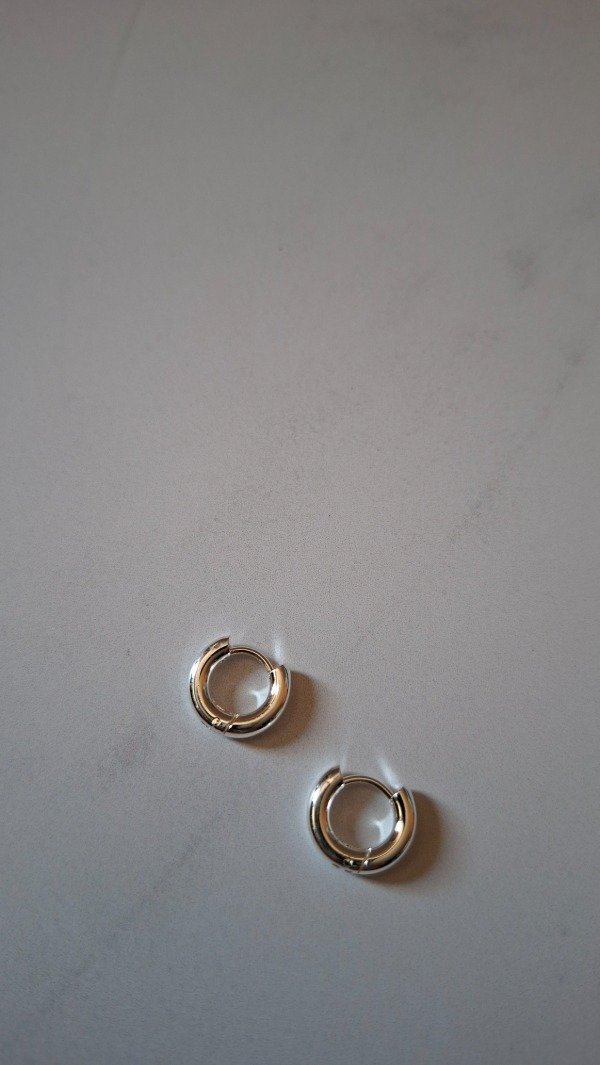 Producto - Argollas de acero blanco inflada Rufus I